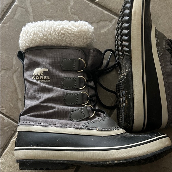 Sorel waterproof winter Boots with Fur Trim women’s 8.5 - Picture 2 of 12